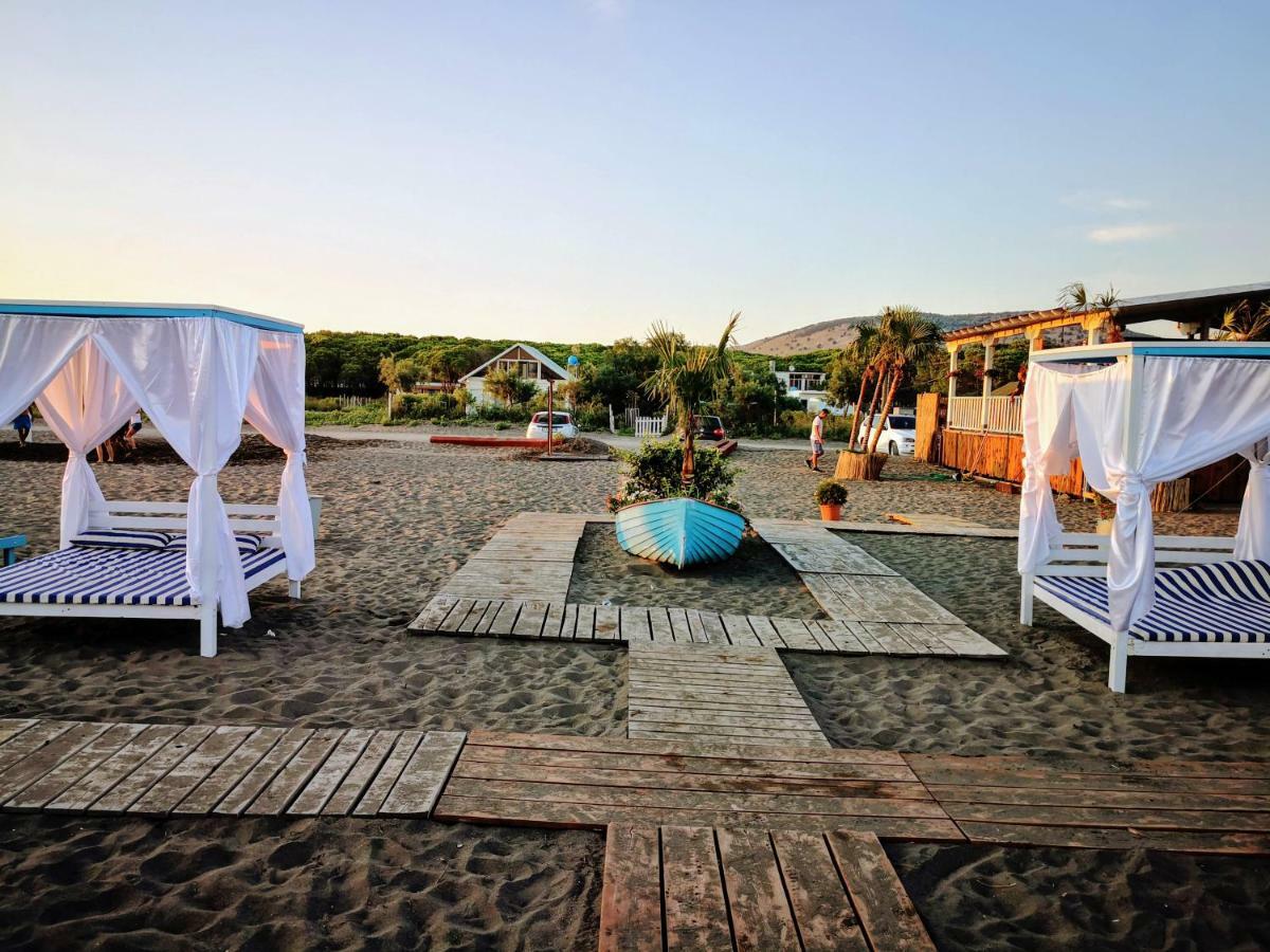 Beachfront, Tirana Guest House Velipoje Luaran gambar