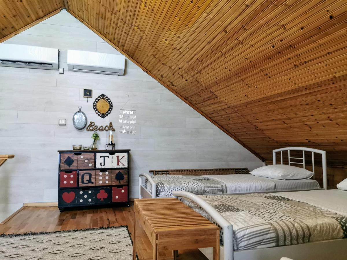 Beachfront, Tirana Guest House Velipoje Luaran gambar